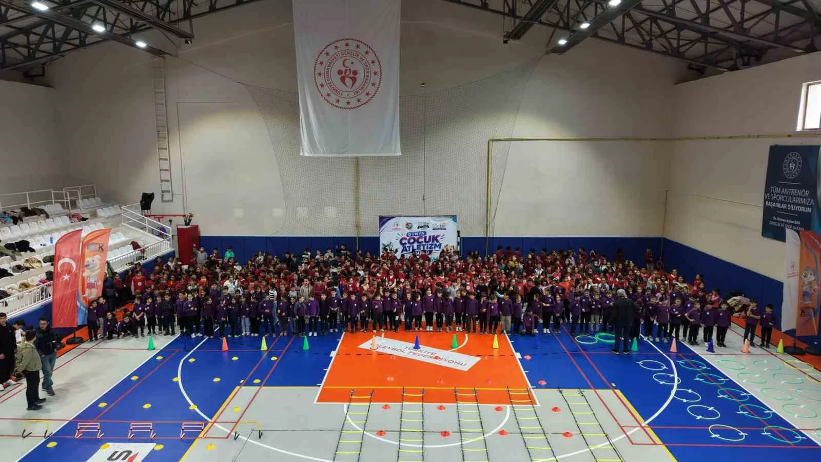Karaman’da Dev Spor Organizasyonu: 1500 Çocuk Atletizm Heyecanı Yaşadı