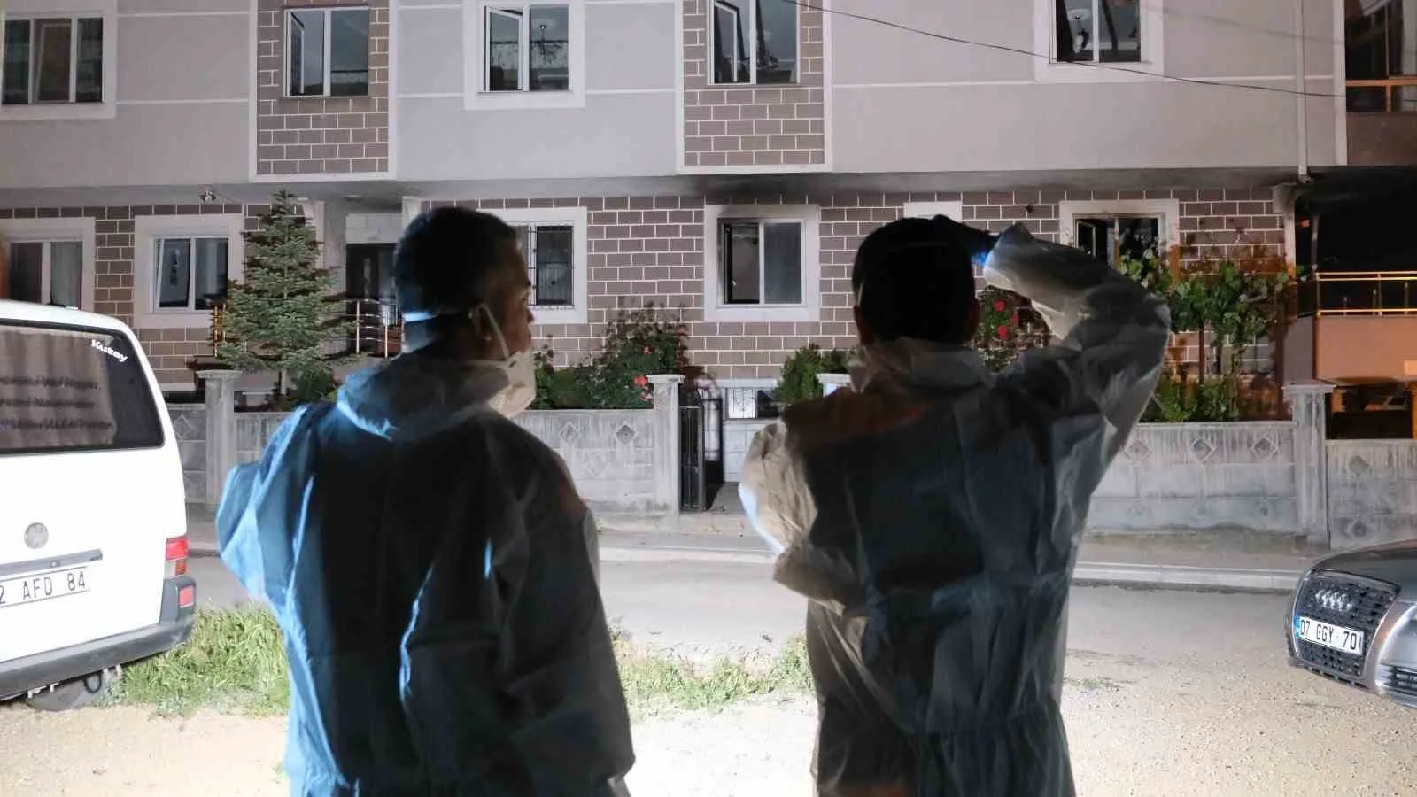 Karaman’da Mutfakta Patlama Dehşeti: Yangın Çıktı, 3 Kişi Yaralandı
