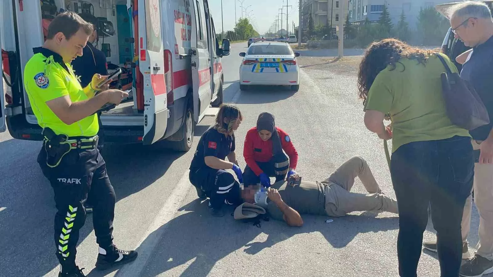 Karaman’da Sabah Saatlerinde Kaza: Hafif Ticari Araçla Çarpışan Motosikletli Yaralandı!