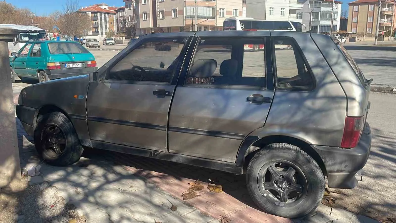 Karaman’da Kontrolden Çıkan Otomobil Yayaya Çarptı: 1 Yaralı