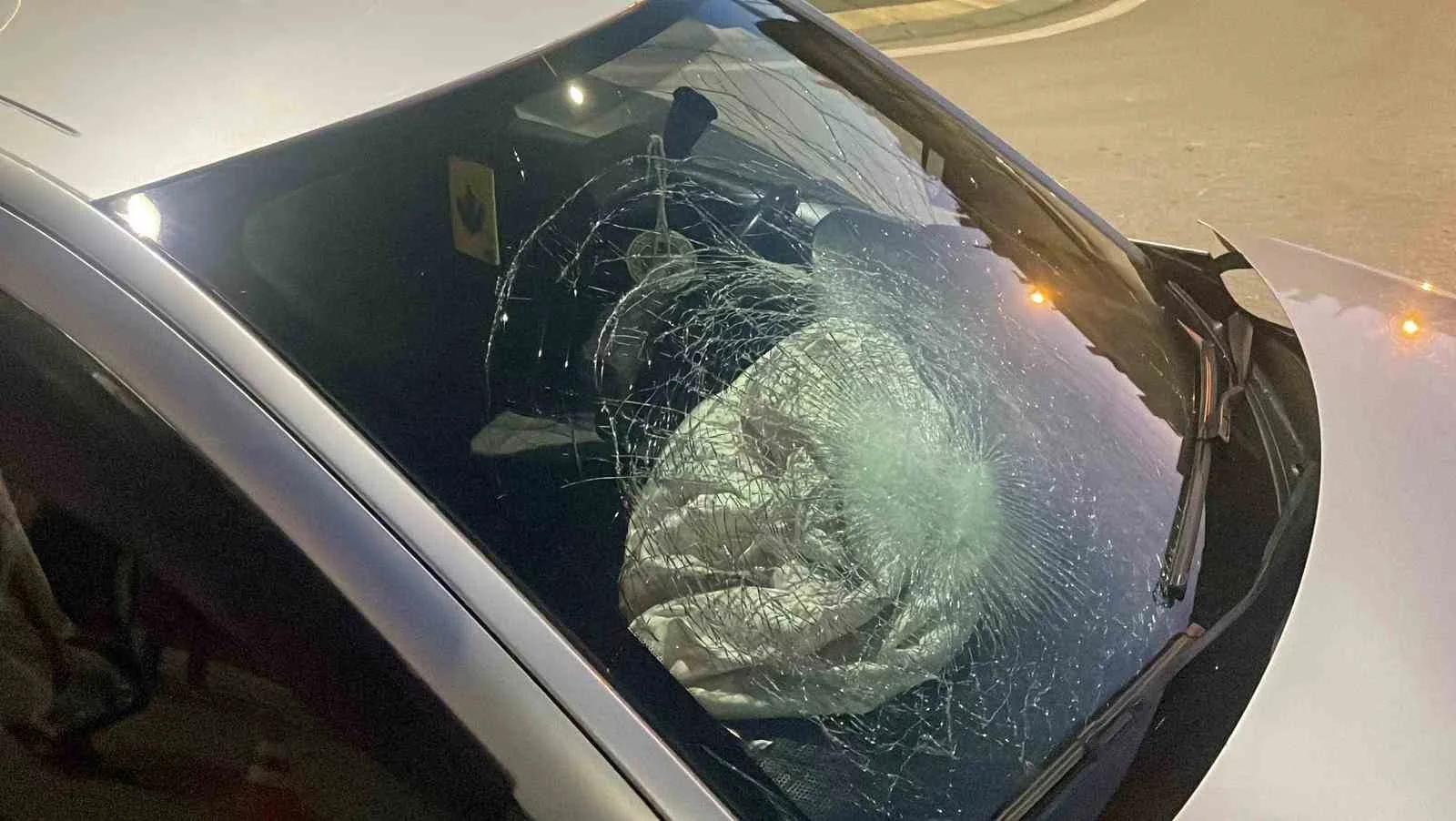 Karaman’da Kavşakta Çarpışan Otomobiller: 6 Yaralı