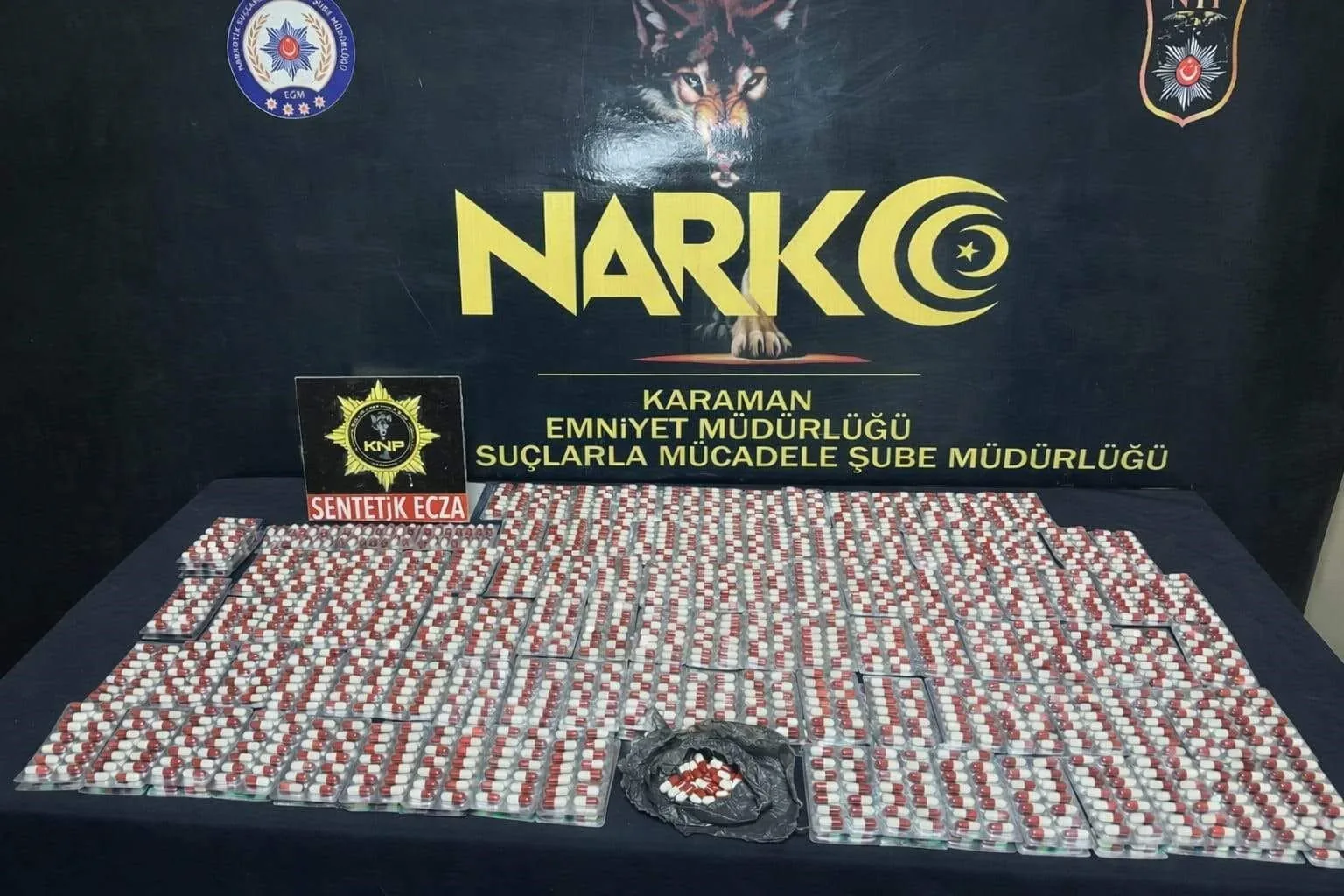 Karaman’da Asayiş Uygulamalarında 2 Bin 721 Sentetik Hap Ele Geçirildi