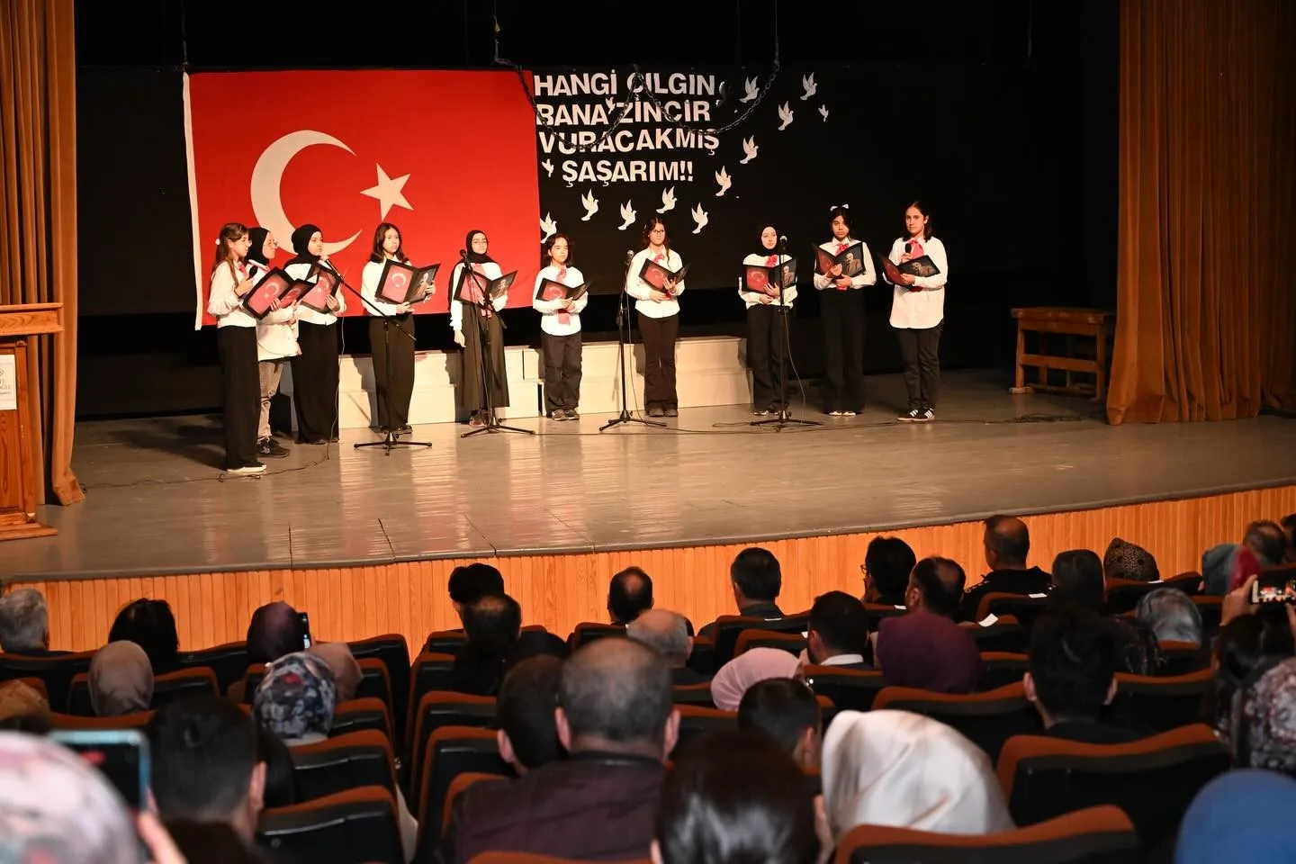 Karaman’da Mehmet Akif Ersoy ve İstiklal Marşı’nın Kabulü Anıldı