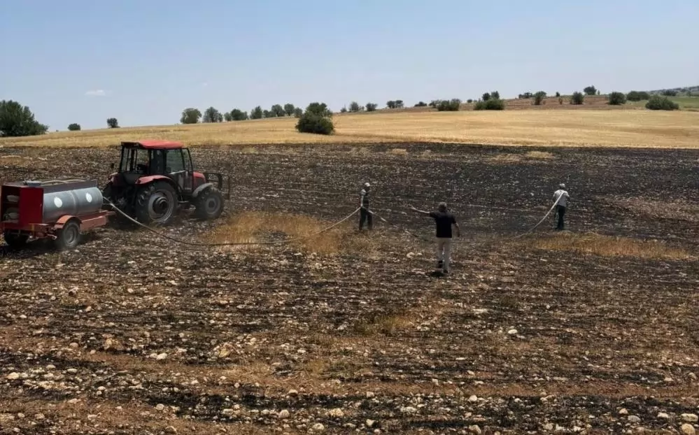 Karaman’da Tarla Yangını: 200 Dekar Ekili Alan Alevlere Teslim Oldu