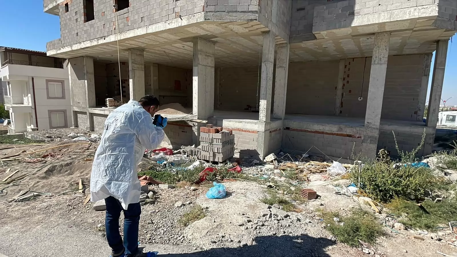 İnşaat Alanında Yerde Bulunan Yaşlı Kadın Hayatını Kaybetti