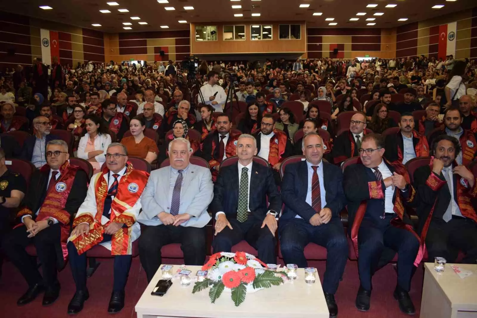 KMÜ’de Yeni Akademik Yıl Törenle Başladı