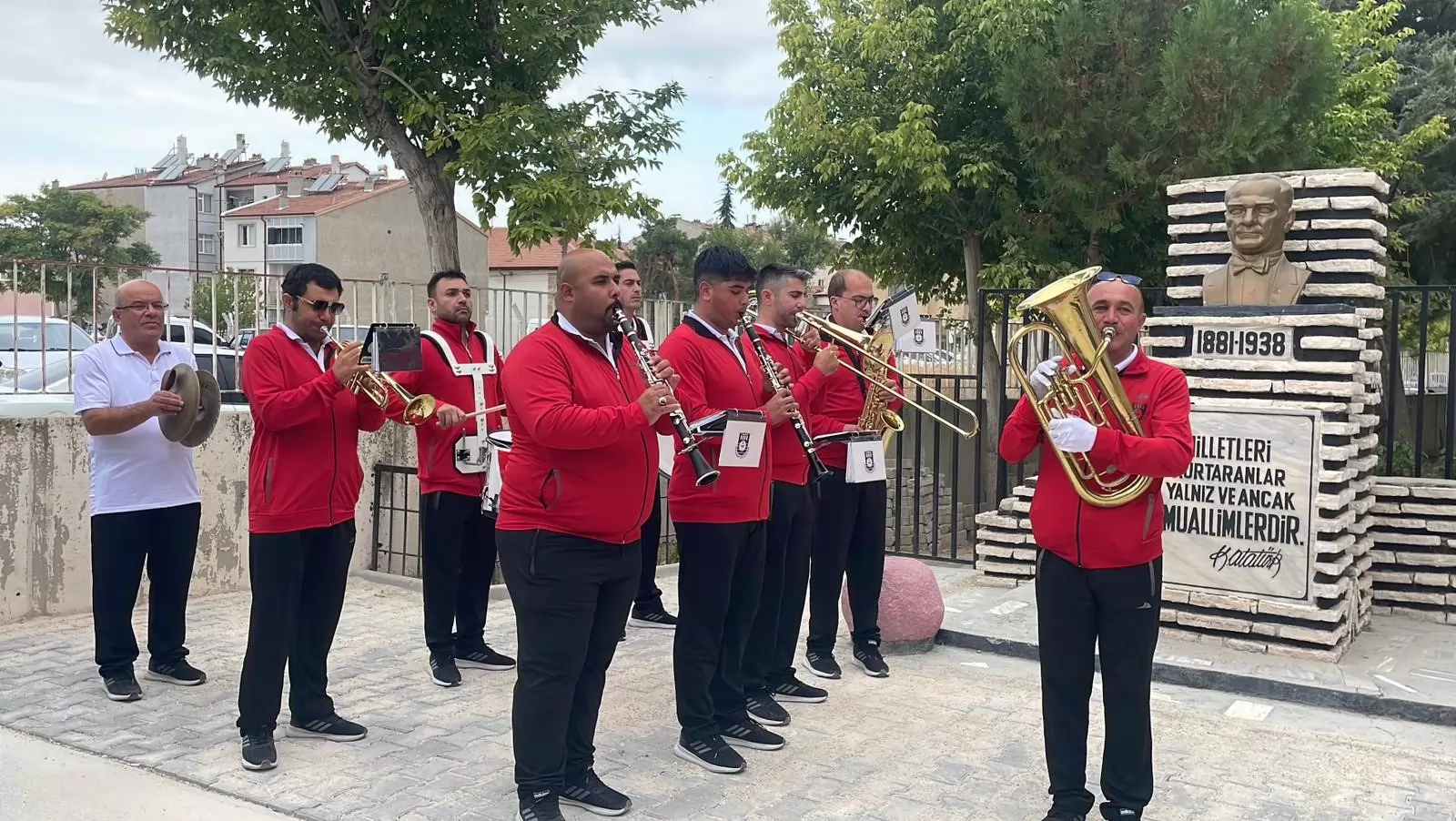 Karaman’da Yeni Eğitim Öğretim Yılı Coşkulu Başladı: İlk Zili “Adile Naşit” Çaldı