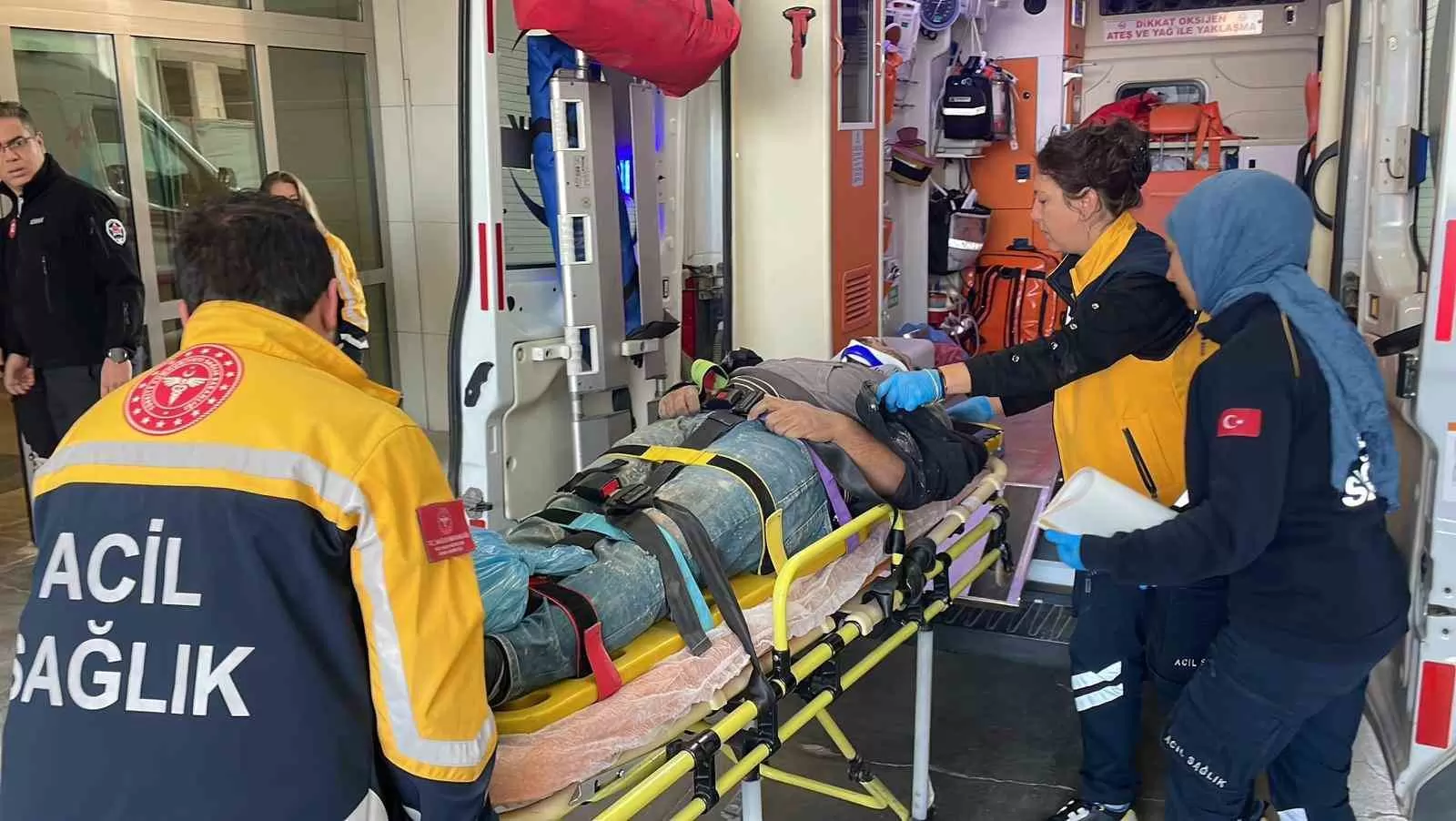 Karaman’da inşaatta çalışan işçi 2’nci kattan düştü