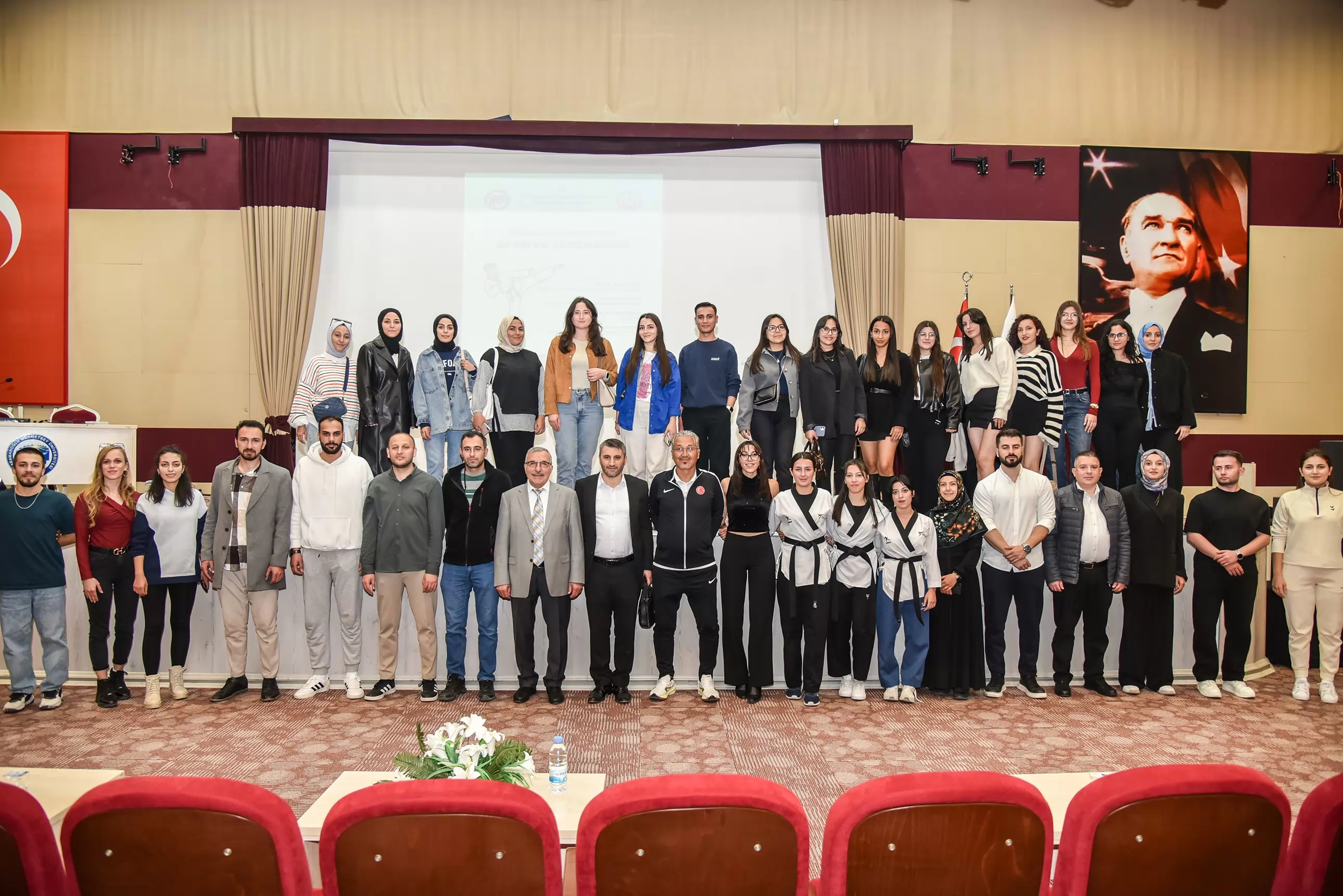 KMÜ’de Taekwondo ve Sporun Öğrencilik Hayatındaki Yeri Konuşuldu