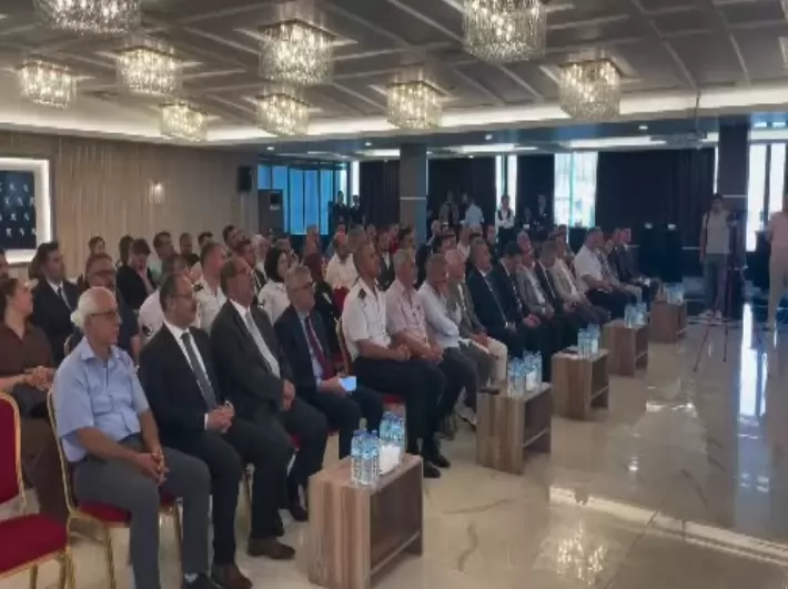 Karaman’da Sosyal Sorunlar Masaya Yatırıldı: Vali Çiçek Acı İstatistikleri Açıkladı!
